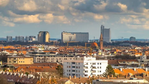 Munich cityscape time lapse 4k Video stock 149080677