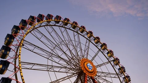Munich, Germany - AUGUST 20, 2017: A ferris wheel at a summer festival Stock Footage 95431354