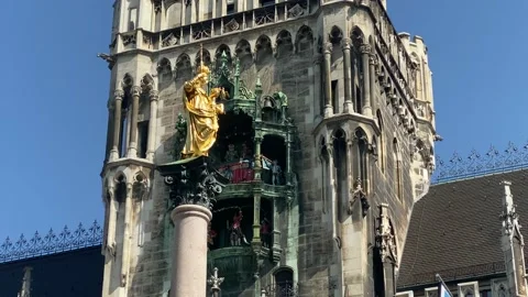 Munich, Germany. Famous Marian Column in front of New City Hall ( Neues Rathaus) Stock Footage 165746851
