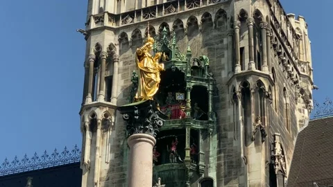 Munich, Germany. Famous Marian Column in front of New City Hall ( Neues Rathaus) Stock Footage 165747881