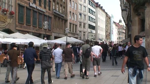 Munich Pedestrian Street Stock-Footage 1062042