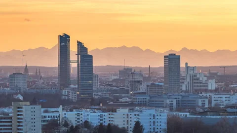 Munich skyscrapers time lapse 動画素材 149080398