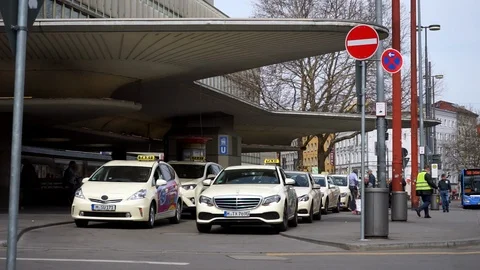 Munich streets, outside of the central station, taxi rank, Hauptbahnhof Stock Footage 88490145