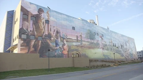 A mural on the side of a building 스톡 동영상 84075638