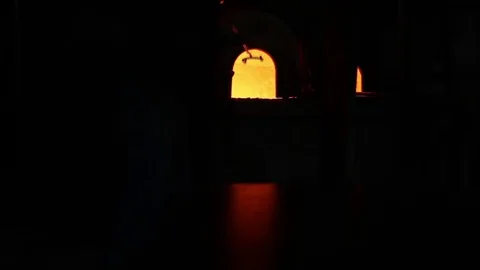 Murano Glass Workshop, opening the oven Stock Footage 71719507