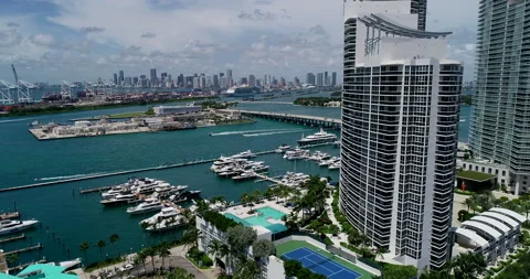The Murano Grande facing Biscayne Bay and downtown Miami Stock Footage 149157474