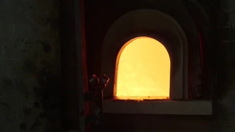 Murano Oven 2 Mid Shot, Front view Stock Footage 71273665