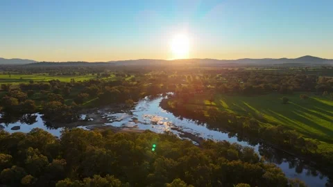 Murray River Aerial - Below Lake Hume Vídeos de archivo 337776193