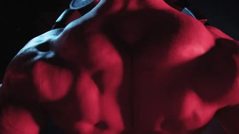 Muscular bodybuilder Stock Footage 132182078