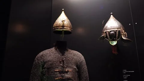 Museum exhibits behind glass at the Topkapi Palace Stock Footage 291815278