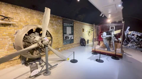 Museum Walkthrough: World War II Aircraft Engine and Artifacts Exhibit Vídeos de archivo 319742842