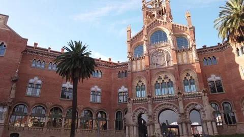 Museums and churches in Barcelona and La Sagrada Familia. Stock Footage 253673742