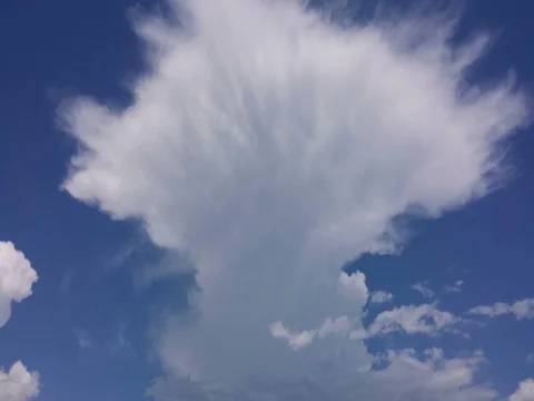Mushroom Storm Cloud Time Lapse (2160p 25fps) Stock Footage 77572934