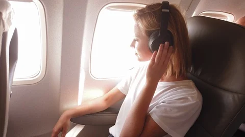Music fanatic Stock-Footage 107934271