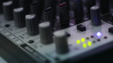 Music MIxer 스톡 동영상 10589932