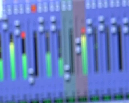 Music mixing screen on computer Stock-Footage 156412