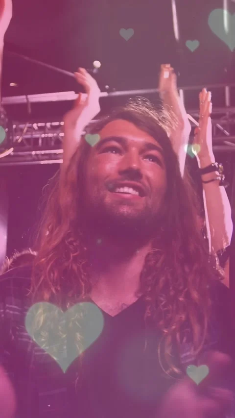 Music starting, long-haired man centering and clapping while crowd raising Stock Footage 332547053