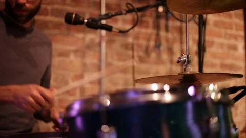 MUSIC STUDIO PLAYING DRUMS 01 스톡 동영상 95989019