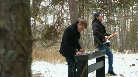 Musicians in the forest. Видео 123816925