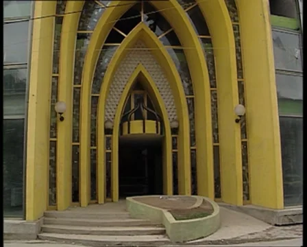 Muslim building destroyed Видео 8712957