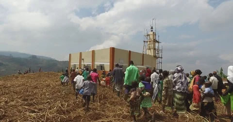 A Muslim crowd attending the mosque for prayer in Mbale, Uganda Stock Footage 109495173