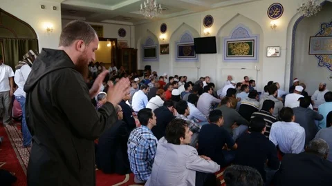 Muslim Prayer in Poland Stock-Footage 101665219