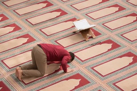 Muslim praying Stock Photos