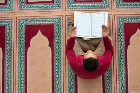 Muslim praying Stock Photos