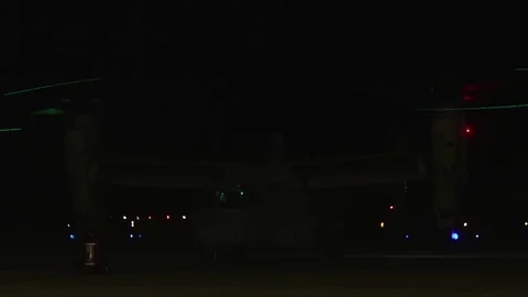 MV-22 Osprey ground running at night at Marine Corps Base Hawaii Видео 84256970