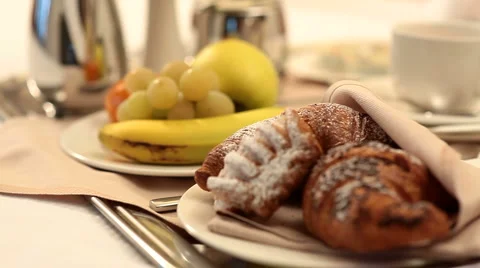 MVI 4211 Stock Footage 925706