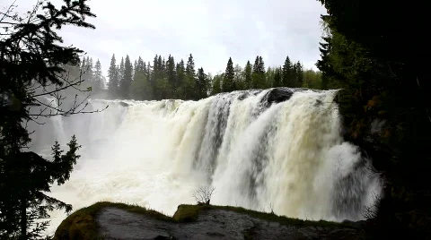 MVI 7075 Stock Footage 740380