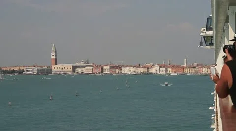 MVI_3242 Video stock 12725077