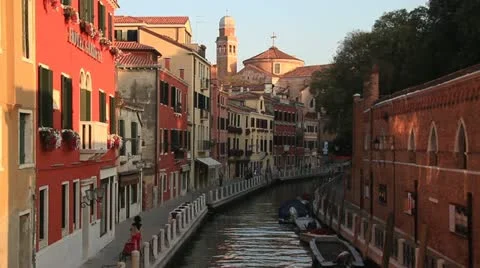 MVI_3305 Video stock 12725683