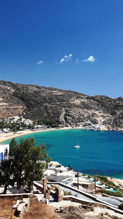 Mylopotas beach Ios Greec 動画素材 328997936