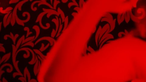 Mysterious dancer Vídeo Stock 107345498