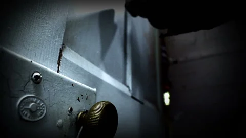 Mysterious knock on door. Stock Footage 152967236