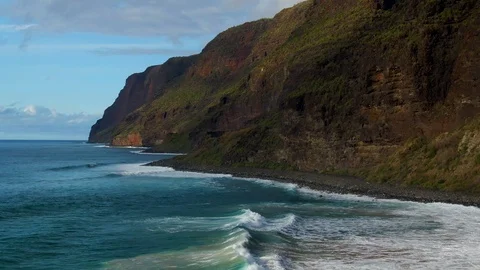 Na Pali cliffs coastline pull back, aerial above Kauai, Hawaii Stock Footage 108355268
