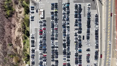 Nadir top down aerial flyover of vehicle storage parking lot Vídeo Stock 344597320