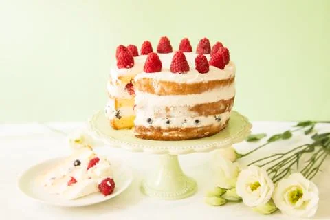Naked cake Фото