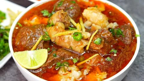 Nalli nihari, mutton bone marrow curry, rich spicy indian gourmet dish Foto stock