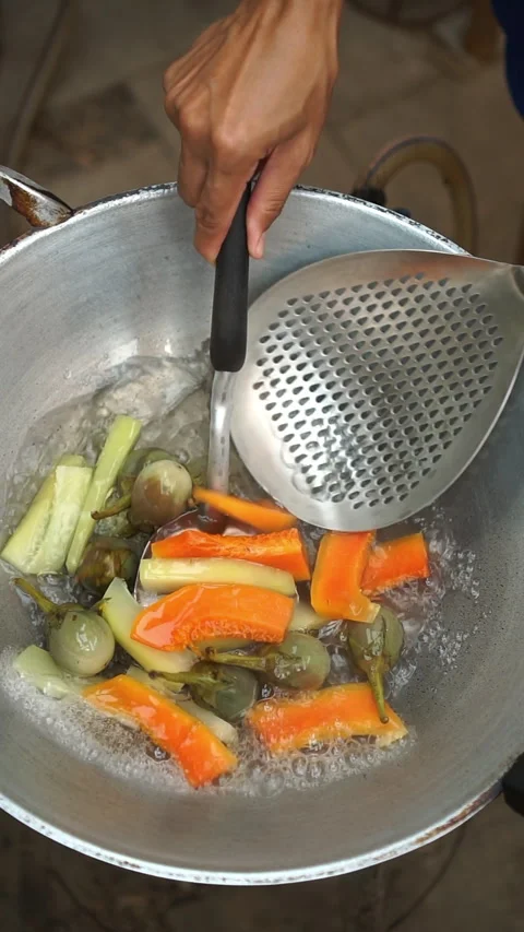 Nam Prik Kapi, Thai shrimp paste dip served with boiled vegetables. Stock-Footage 337463884