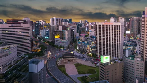 Namdaemun Gate and traffic night lights south korea Stock Footage 153298016