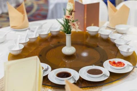 Napkin set on the table, dish and sauce Foto stock