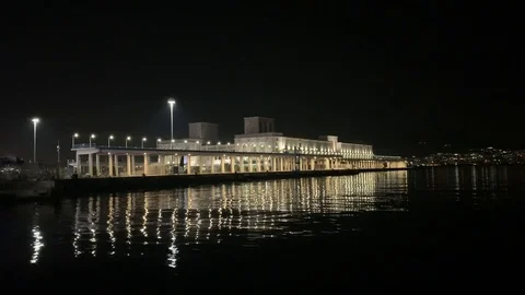 Naples night port Stockbeeldmateriaal 114395746