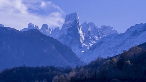 Naranjo de Bulnes timelapse in the Picos de Europa National Park in Spain Stock Footage 322030489