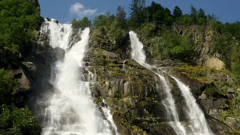Nardis waterfall rallenty Stock Footage 79916724