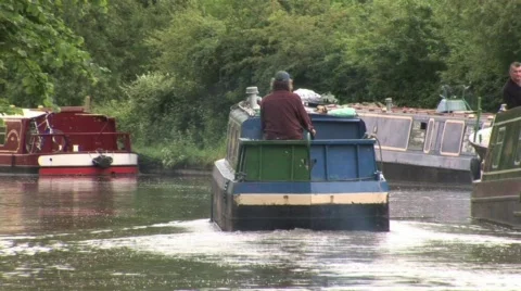 NARROW BOATS  Stock-Footage 568035