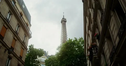 Narrow street in Paris overlooking the Eiffel Tower. France Stock Footage 207260795