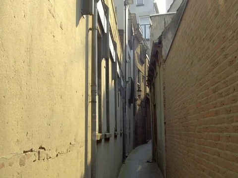 Narrow Streets in Den-Bosch Stock Footage 80954431