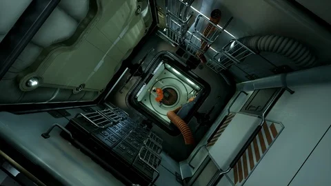 NASA astronaut works to solve space station problem Video stock 119910208